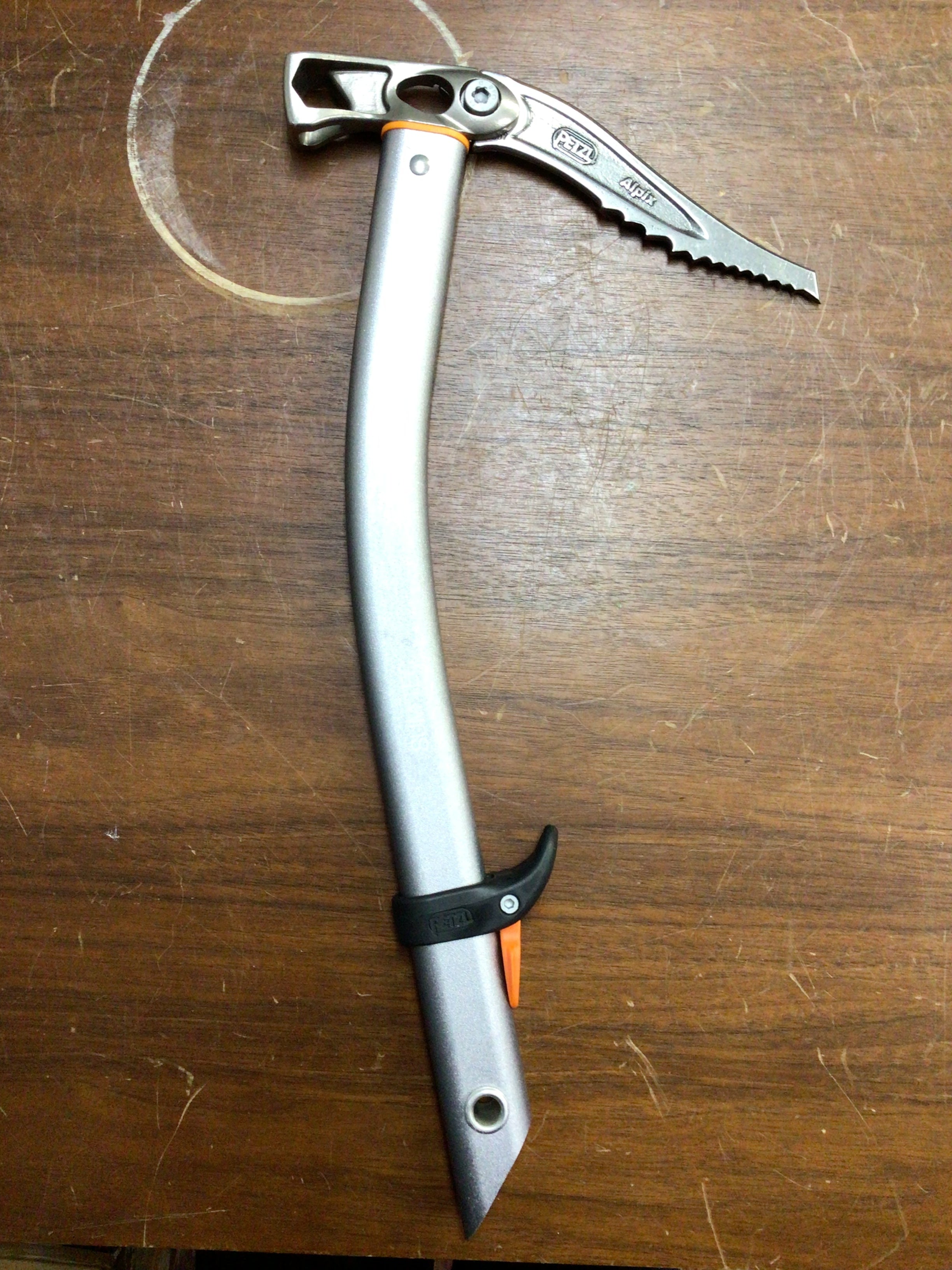 PETZL - ペツル SUM TEC サミテック アイスアックス ピッケル 登山 クライミング 楽天市場】ピッケル【PETZL ペツル サミテックハンマー】送料